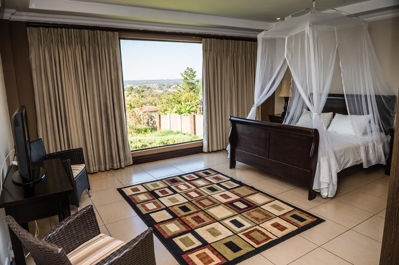 Royal Solwezi Hotel Buitenkant foto
